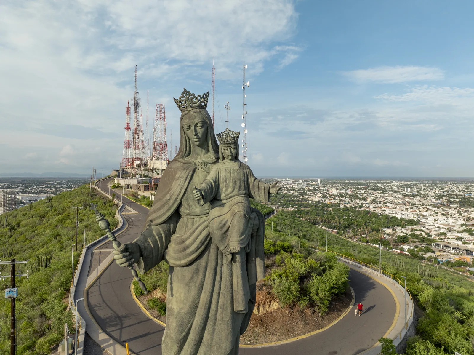 Vista aérea del Cerro de la Memoria en Ahome